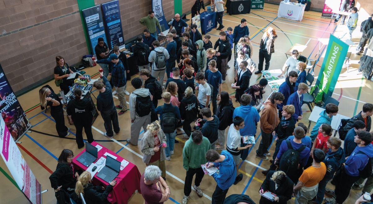 SERC students at the Freshers Fair 2025. 